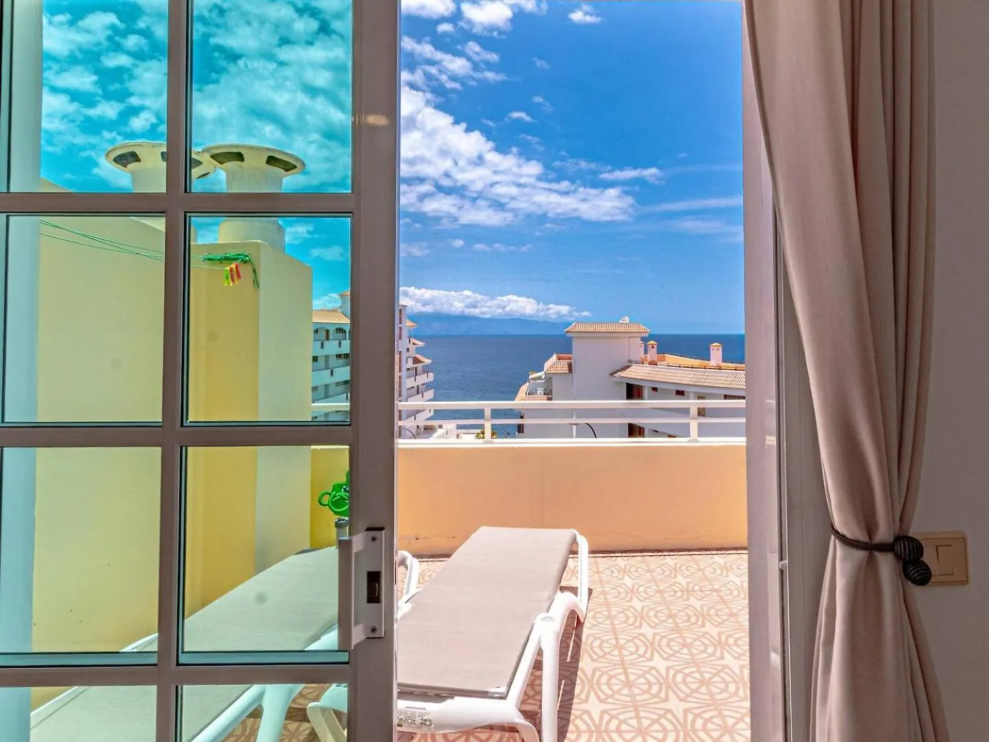 Sunny Arena Sol Apt By Dream Homes Tenerife Puerto de Santiago 0*,  Spanyolország